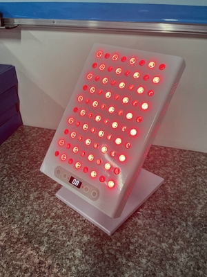 خرید دستگاه درمان با نور LED قرمز 400 وات Pdt 660 نانومتر 850 نانومتر 50 وات ساخت آنلاین