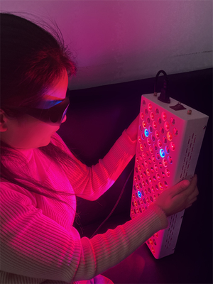 خرید 600W Red Light Therapy Panel with 120 LEDs 8 Wavelengths for Pain Relief ساخت آنلاین