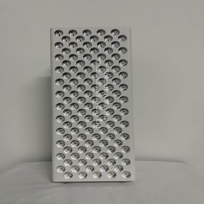 باتوجه به 600W 660nm 850nm پانل درمان نور قرمز حرفه ای دستگاه درمان نور قرمز برای بازیابی عضلات