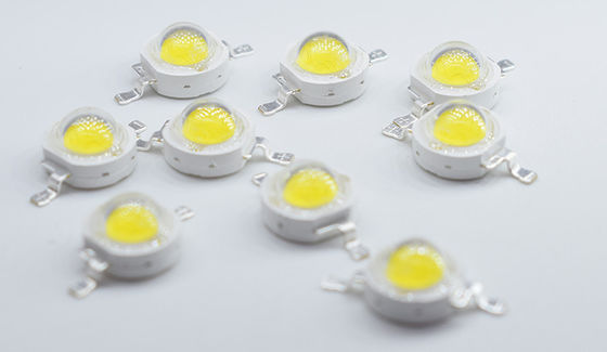 مهره های لامپ LED سفید RoHS گرم مهره 2700K 3000K تراشه LED